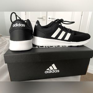 BRAND NEW (Never worn) Adidas CloudFoam Sneakers